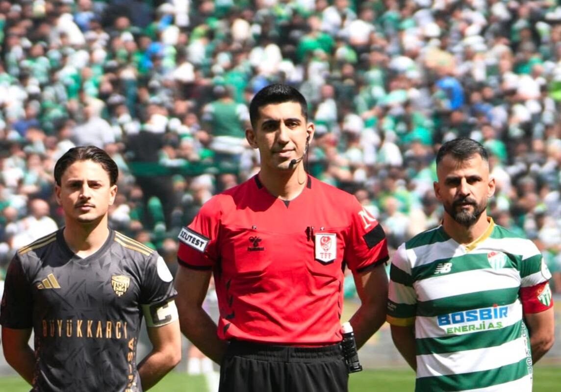 ELAZIĞ FUTBOL HAKEMLİĞİ ADINA GURUR VEREN BAŞARI