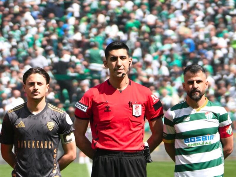 ELAZIĞ FUTBOL HAKEMLİĞİ ADINA GURUR VEREN BAŞARI